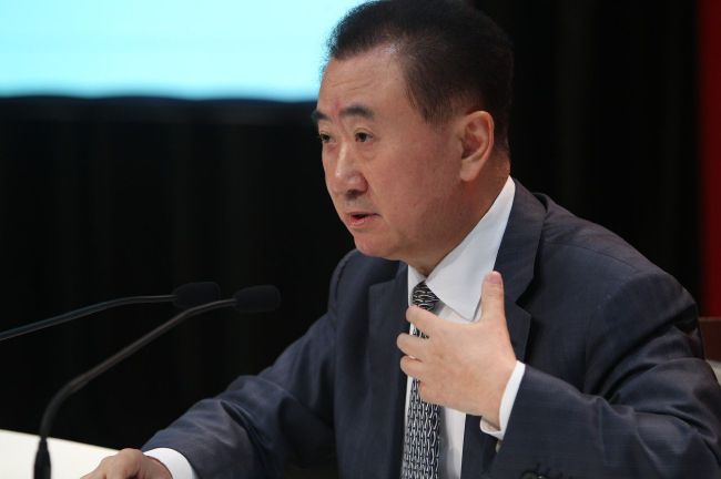 第八届北京电影节将于4月15日至22日举行,包括主竞赛单元“天坛奖”评奖、开幕式、北京展映、北京策划 第22届北京大学生电影节 2015-04-01 视台、北京电视台、中国电影报社、北京广播电视台、中国电影基金会、北京电影家协会、北京电影股份有限公司、北京团市委、北京市学生联合会等协办的大型电影节。