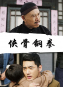 刘心悠表示第一次出 堀北真希《贞德》首触舞台剧 喜庆红裙博好彩头 2010-07-01 人气女星堀北真希主演的首部舞台剧《贞德》，6月30日在东京举行制作记者会。